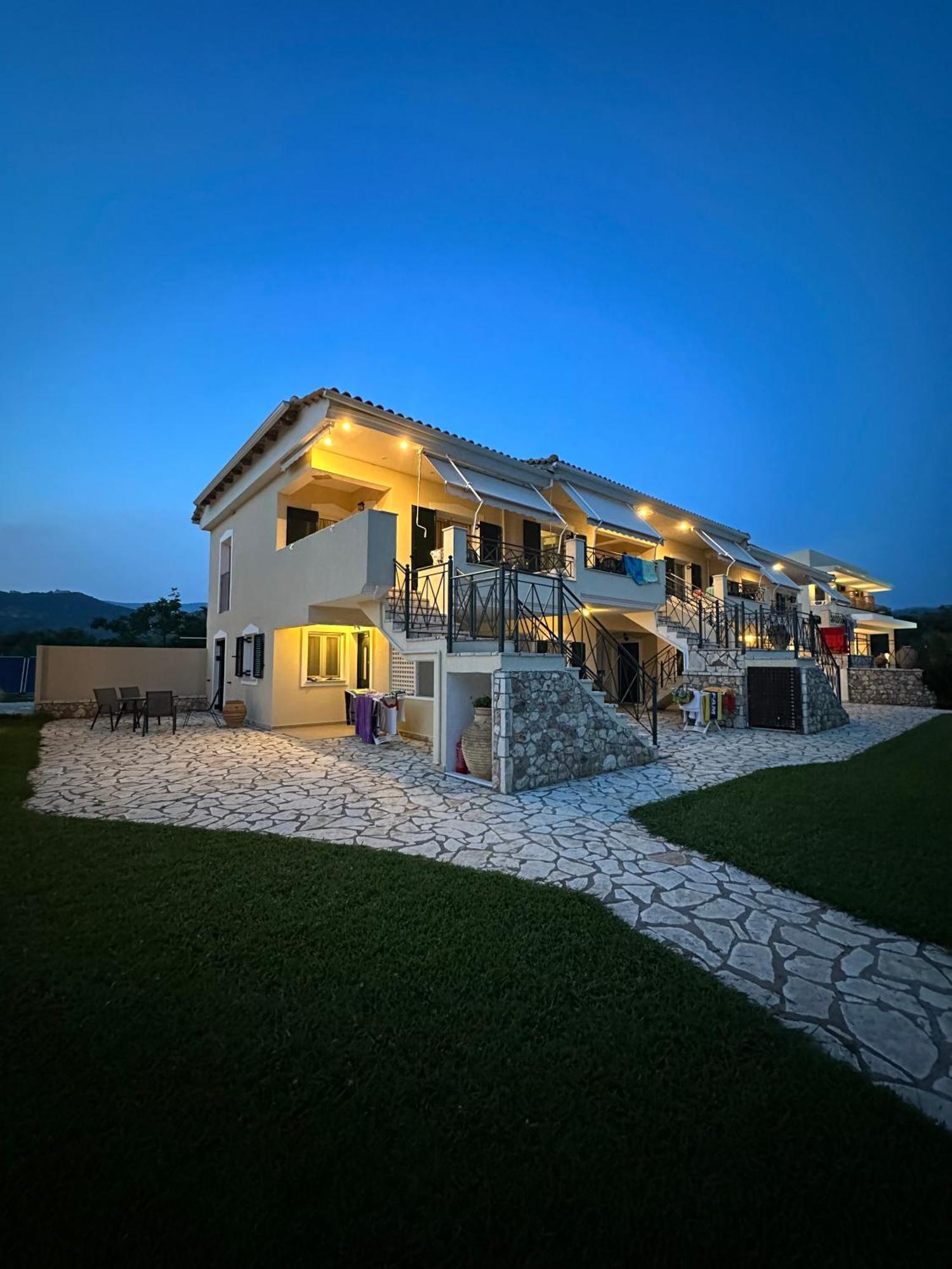 Apartments Villa Rania Perdika  Buitenkant foto