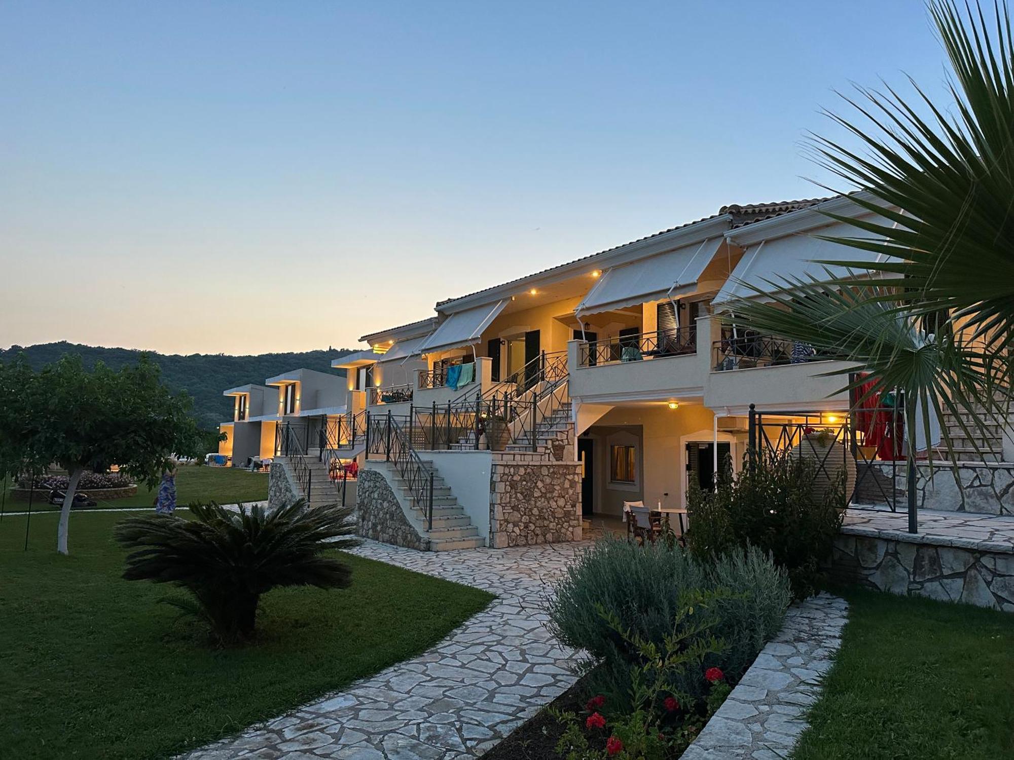 Apartments Villa Rania Perdika  Buitenkant foto